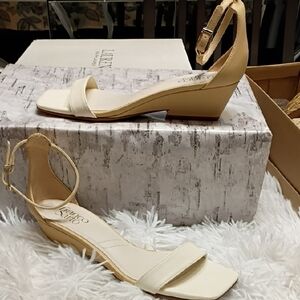 Franco Sarto Sadie Women's Sz 7 M Sandlas